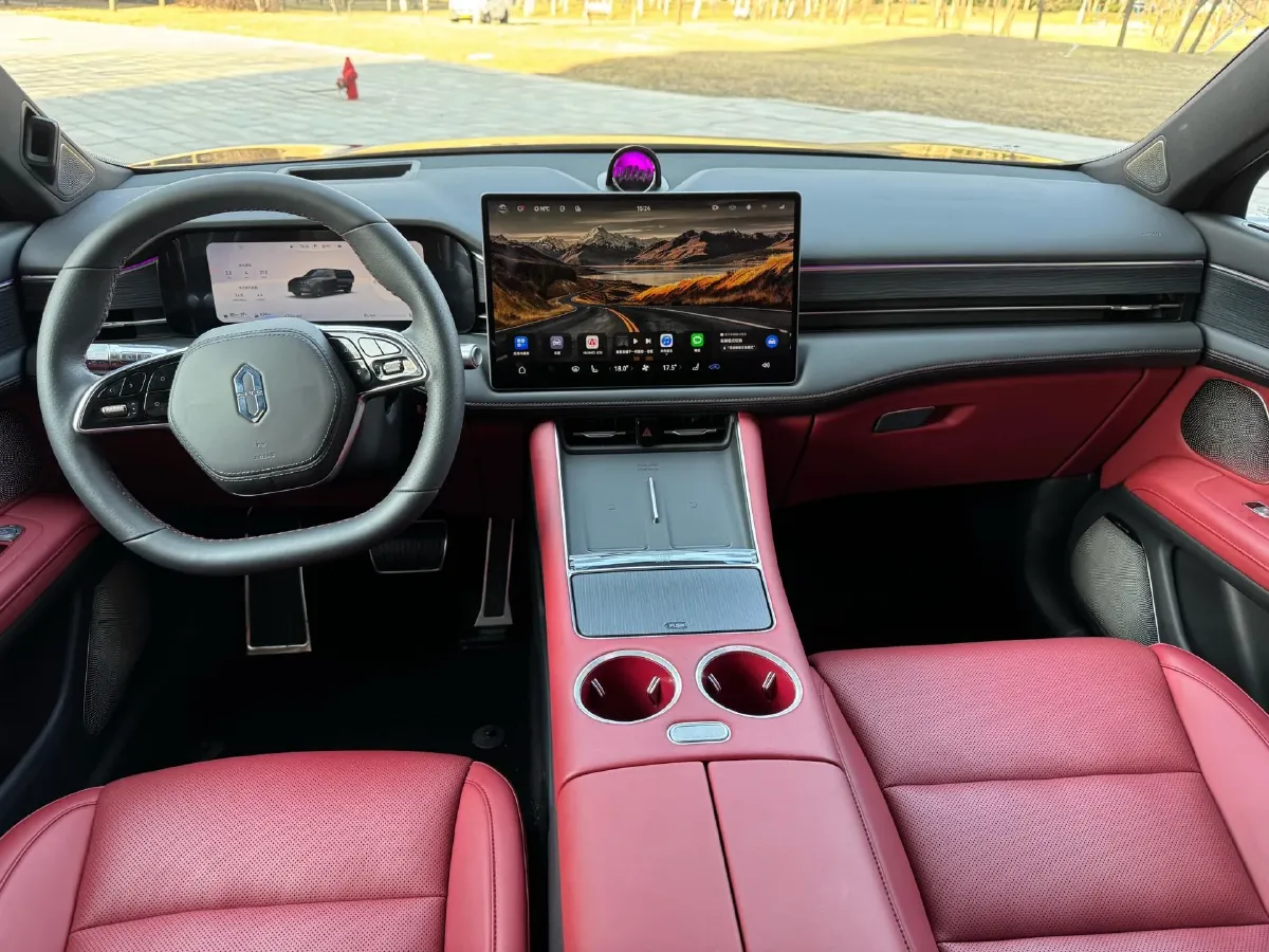 2025 AITO AITO M5 1.5T 152HP L4 REEV 42KWH,autocango,china used car exporter,china ev exporter,chinese used car exporter,chinese used ev exporter