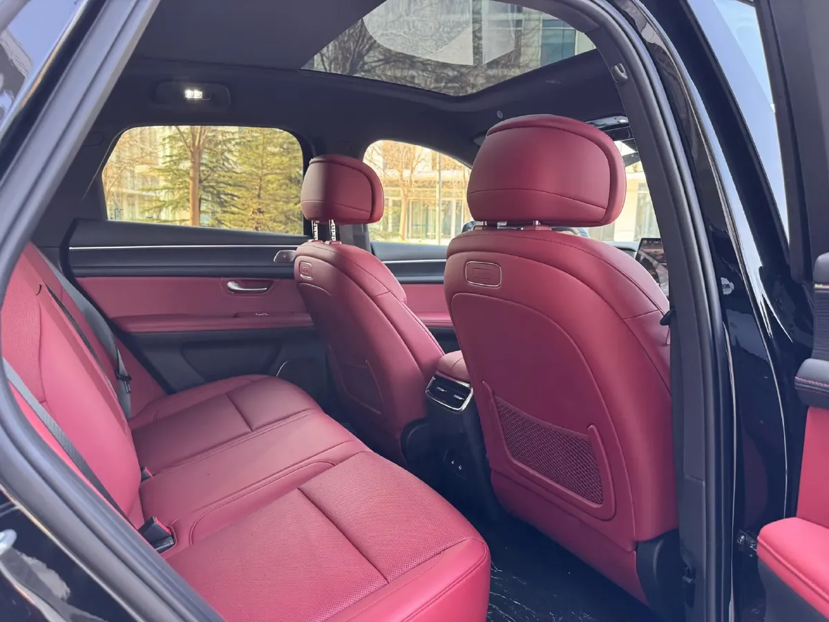 2025 AITO AITO M5 1.5T 152HP L4 REEV 42KWH,autocango,china used car exporter,china ev exporter,chinese used car exporter,chinese used ev exporter