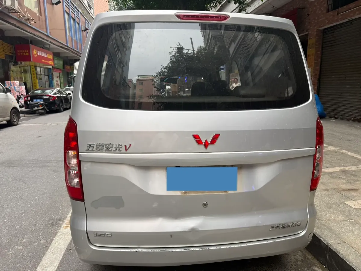 2021 WuLing HongGuang V 1.5L 99HP L4 6MT,autocango,china used car exporter,china ev exporter,chinese used car exporter,chinese used ev exporter