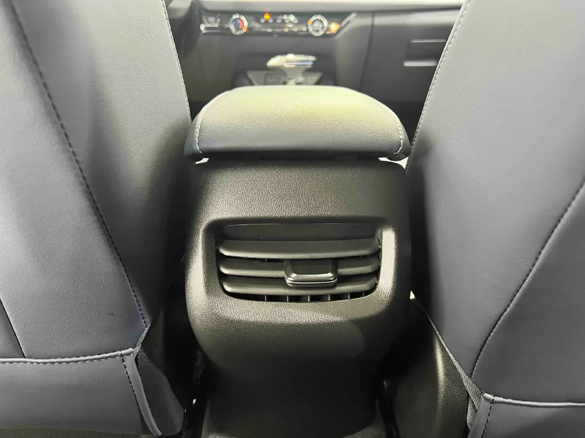 2023 Chevrolet Monza 1.5L 113HP L4 6DCT,autocango,china used car exporter,china ev exporter,chinese used car exporter,chinese used ev exporter