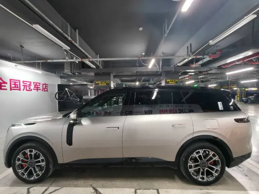 2025 LYNK&CO 900 2.0T 254HP L4 3DHT PHEV,autocango,china used car exporter,china ev exporter,chinese used car exporter,chinese used ev exporter