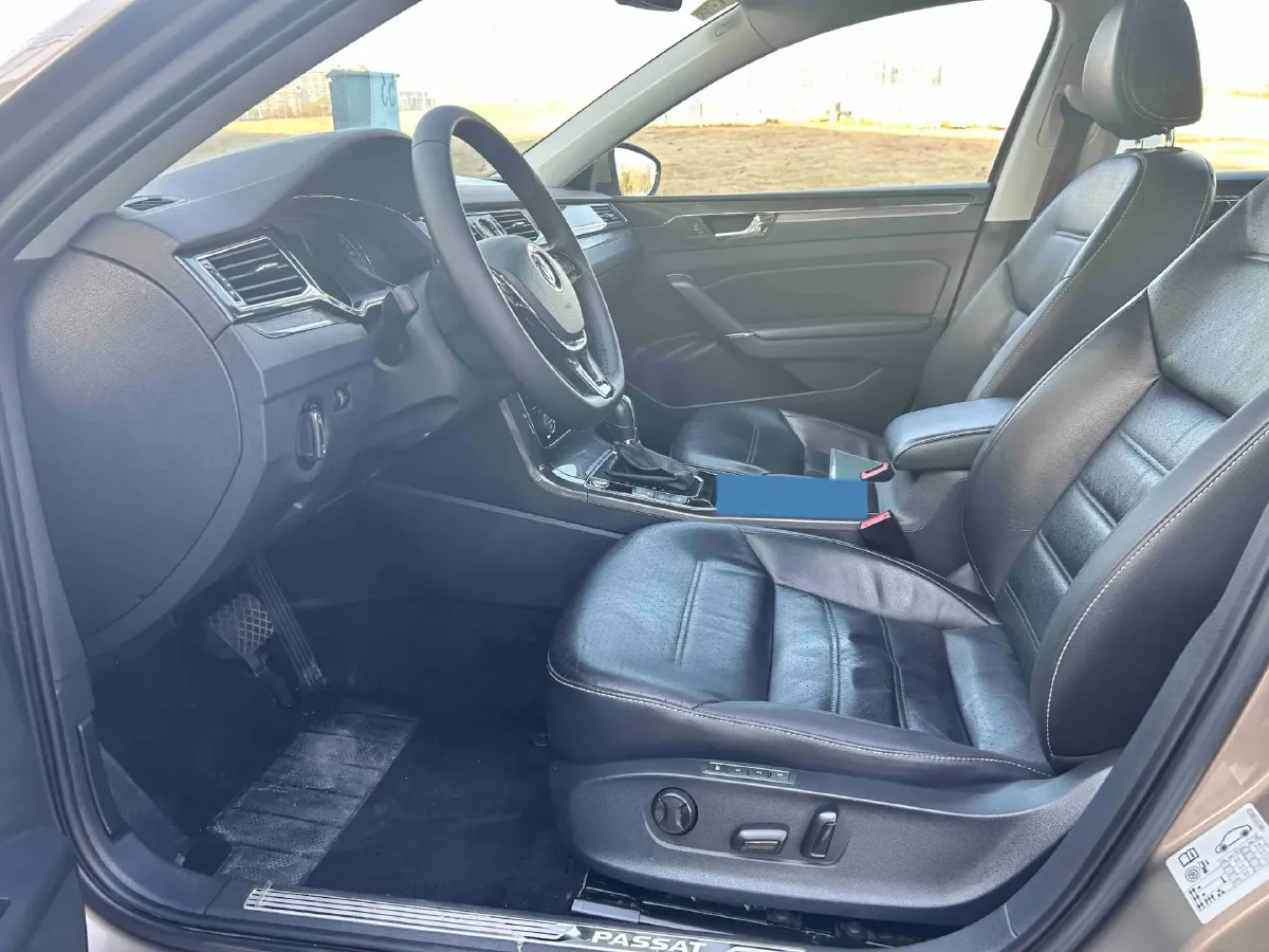 2017 Volkswagen Passat 1.8T 180HP L4 7DCT,autocango,china used car exporter,china ev exporter,chinese used car exporter,chinese used ev exporter