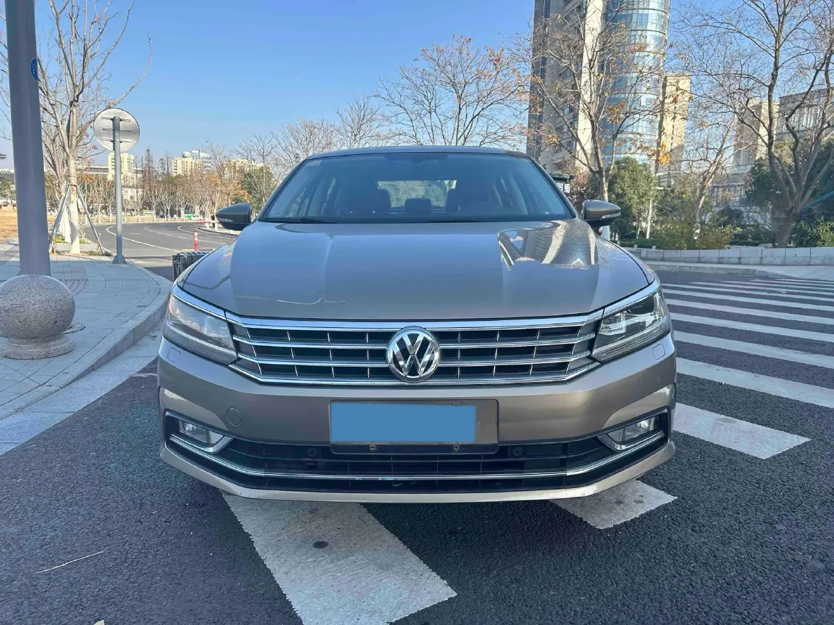 2017 Volkswagen Passat 1.8T 180HP L4 7DCT,autocango,china used car exporter,china ev exporter,chinese used car exporter,chinese used ev exporter