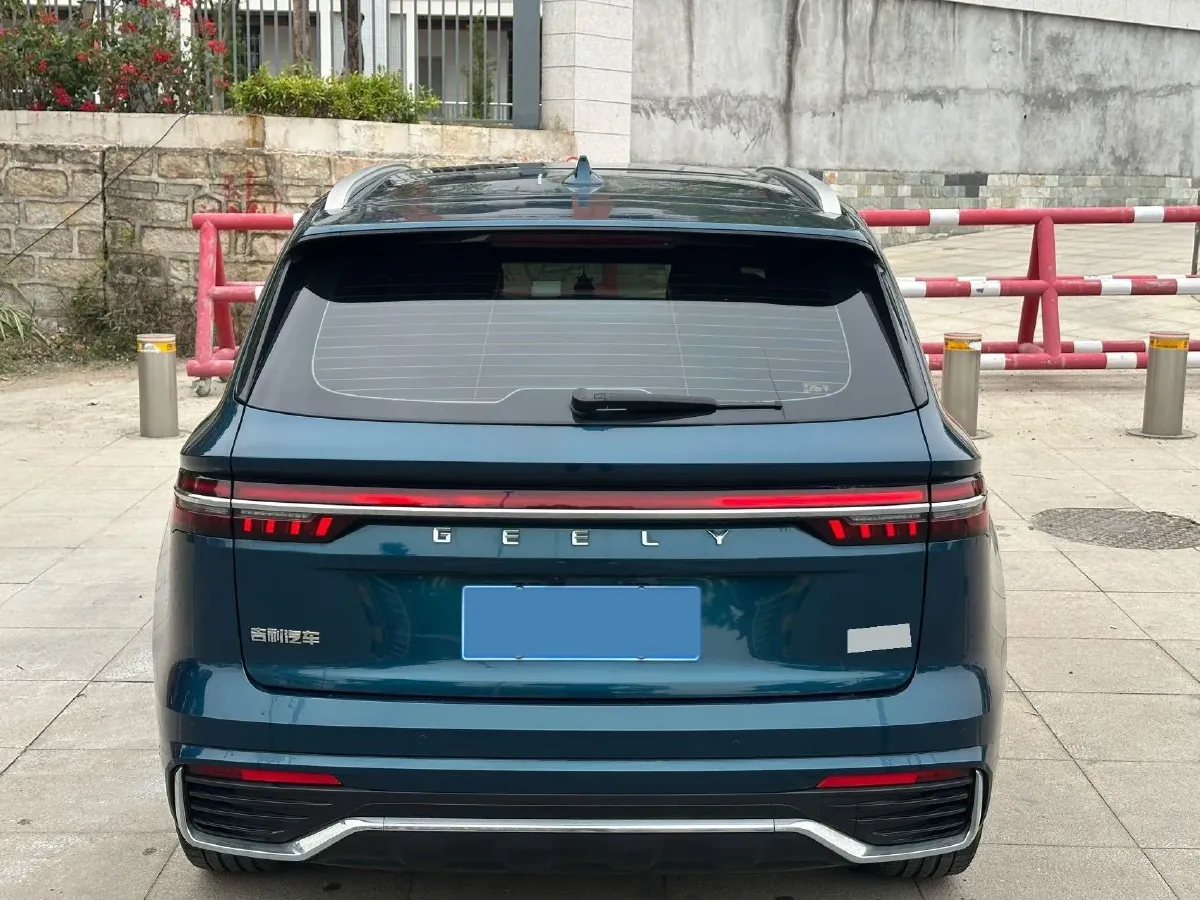 2021 Geely Monjaro 2.0T 218HP L4 7DCT,autocango,china used car exporter,china ev exporter,chinese used car exporter,chinese used ev exporter