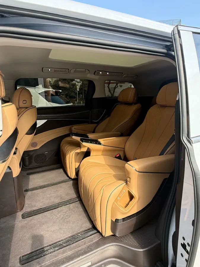 2024 Denza D9 1.5T 139HP L4 E-CVT PHEV 40KWH,autocango,china used car exporter,china ev exporter,chinese used car exporter,chinese used ev exporter