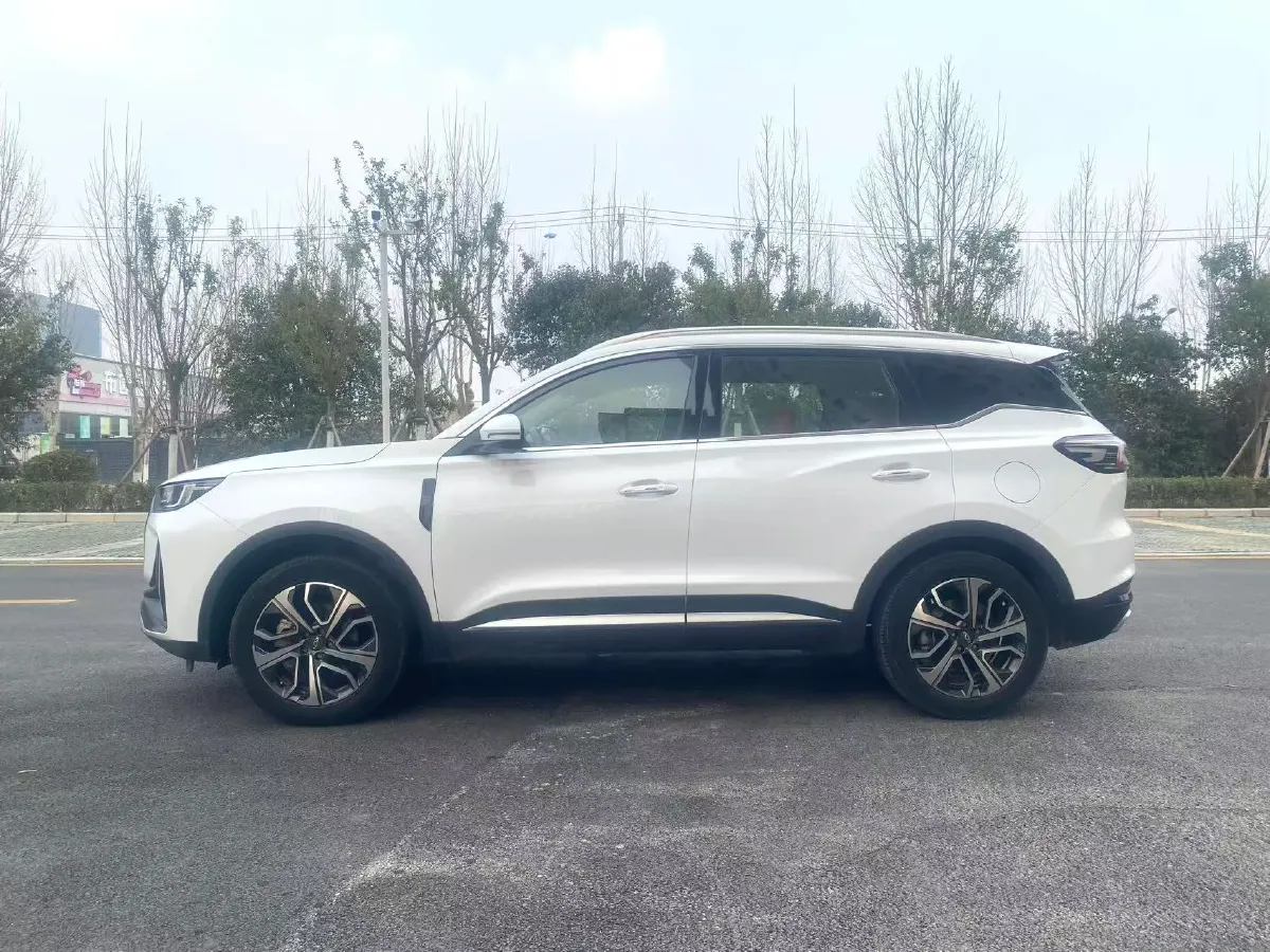 2023 Chery Tiggo 7 Plus 1.5T 184HP L4 7DCT,autocango,china used car exporter,china ev exporter,chinese used car exporter,chinese used ev exporter