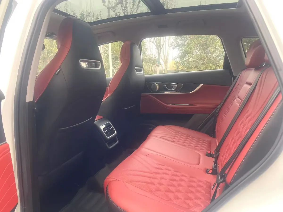 2023 Chery Tiggo 7 Plus 1.5T 184HP L4 7DCT,autocango,china used car exporter,china ev exporter,chinese used car exporter,chinese used ev exporter