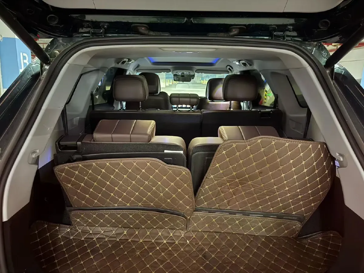 2022 Chery Tiggo 8 PRO 2.0T 254HP L4 7DCT,autocango,china used car exporter,china ev exporter,chinese used car exporter,chinese used ev exporter