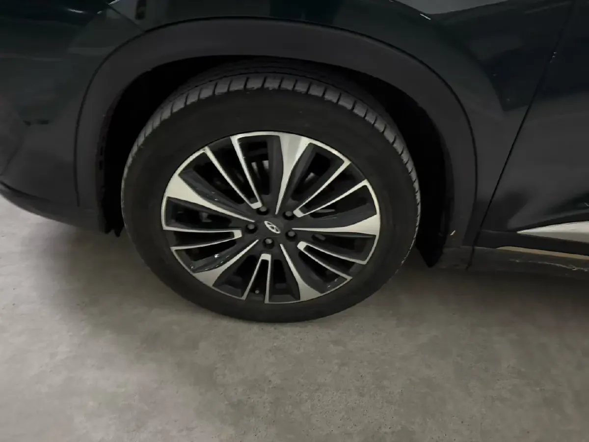 2022 Chery Tiggo 8 PRO 2.0T 254HP L4 7DCT,autocango,china used car exporter,china ev exporter,chinese used car exporter,chinese used ev exporter