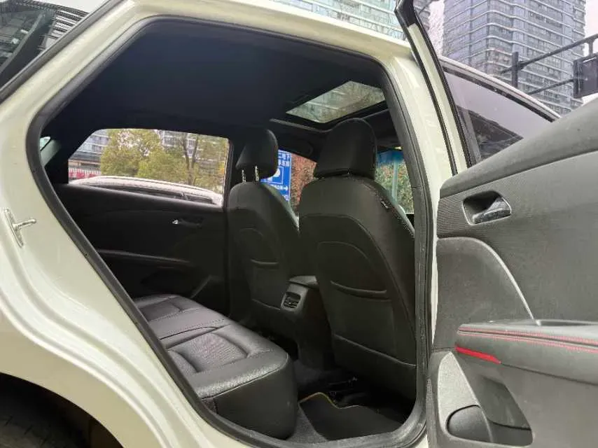 2019 Chevrolet Monza 1.3T 163HP L3 6AT,autocango,china used car exporter,china ev exporter,chinese used car exporter,chinese used ev exporter