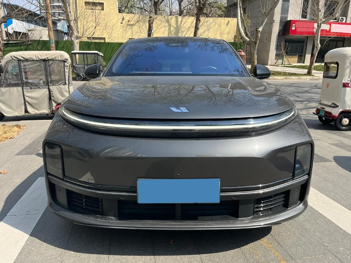 2023 Li L7 Range Extended 154HP REEV 40.9KWH,autocango,china used car exporter,china ev exporter,chinese used car exporter,chinese used ev exporter