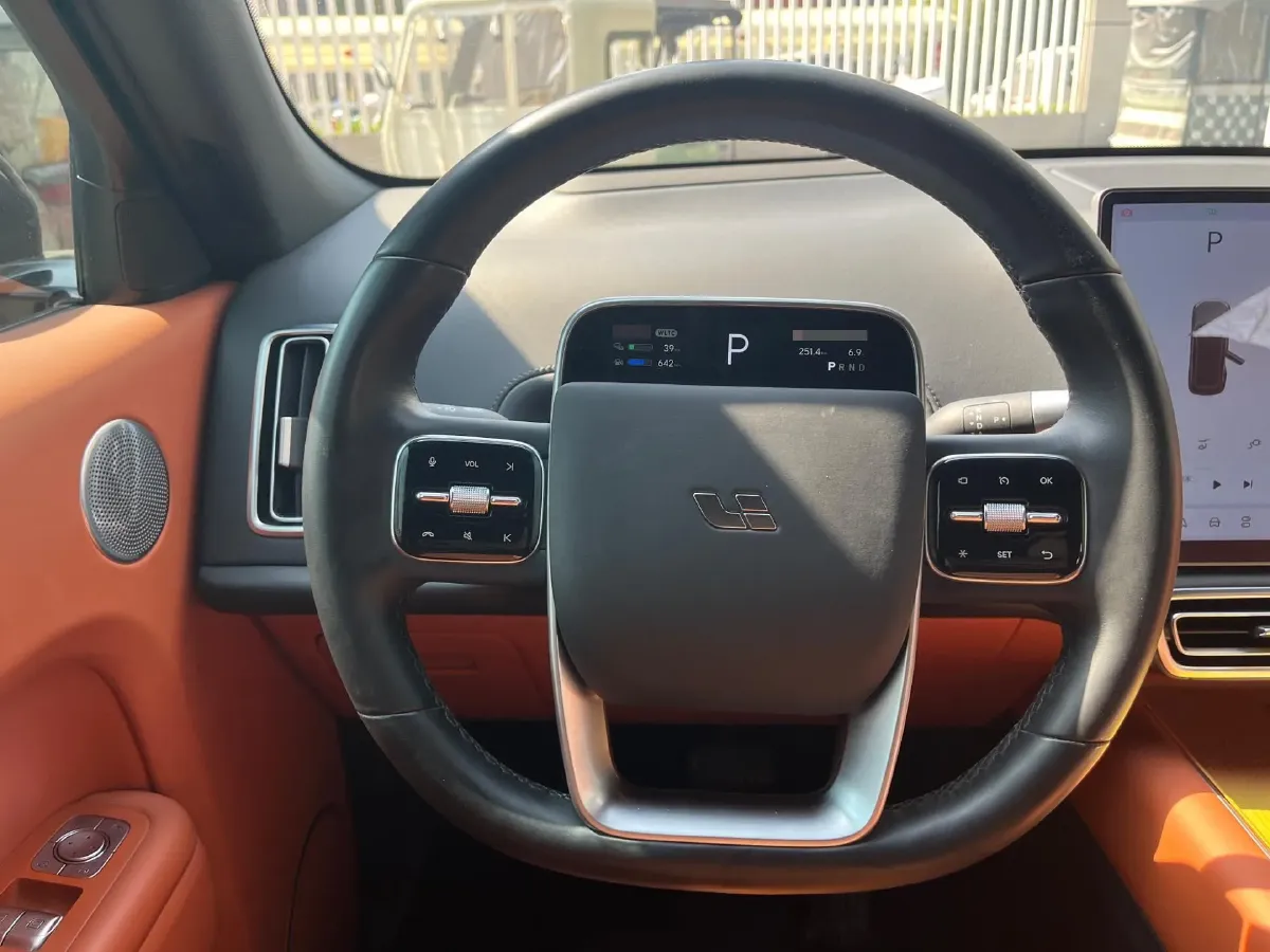 2023 Li L7 Range Extended 154HP REEV 40.9KWH,autocango,china used car exporter,china ev exporter,chinese used car exporter,chinese used ev exporter