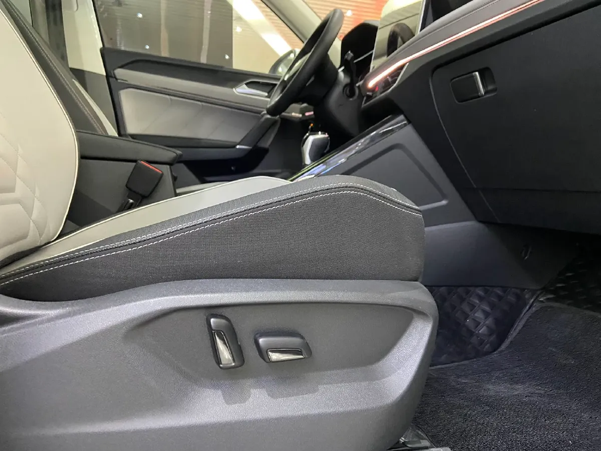 2023 Volkswagen Tayron 1.4T 150HP L4 7DCT,autocango,china used car exporter,china ev exporter,chinese used car exporter,chinese used ev exporter