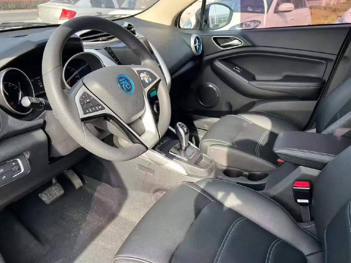 2019 BYD S2 BEV 40.62KWH,autocango,china used car exporter,china ev exporter,chinese used car exporter,chinese used ev exporter