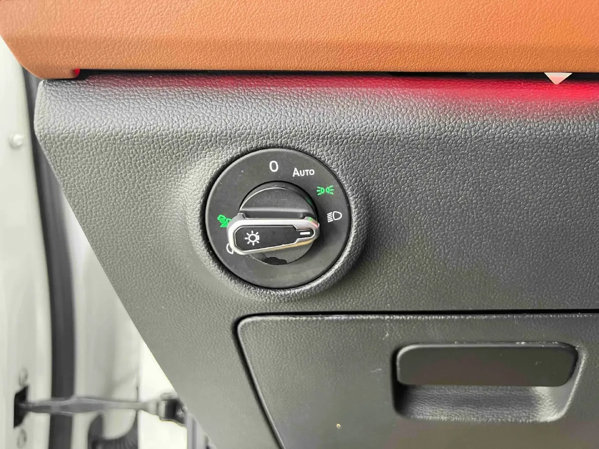 2023 Volkswagen Sagitar 1.4T 150HP L4 7DCT,autocango,china used car exporter,china ev exporter,chinese used car exporter,chinese used ev exporter