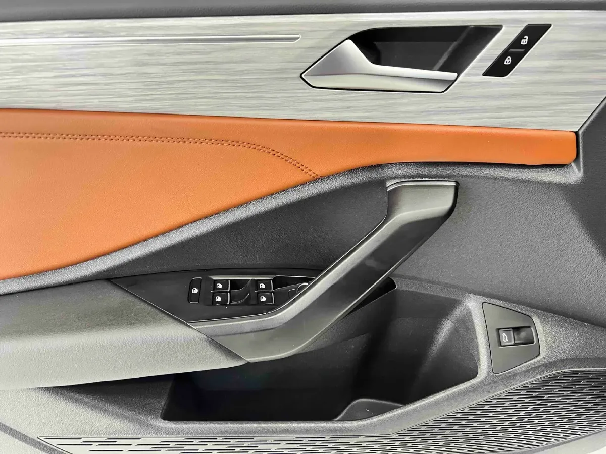 2023 Volkswagen Sagitar 1.4T 150HP L4 7DCT,autocango,china used car exporter,china ev exporter,chinese used car exporter,chinese used ev exporter