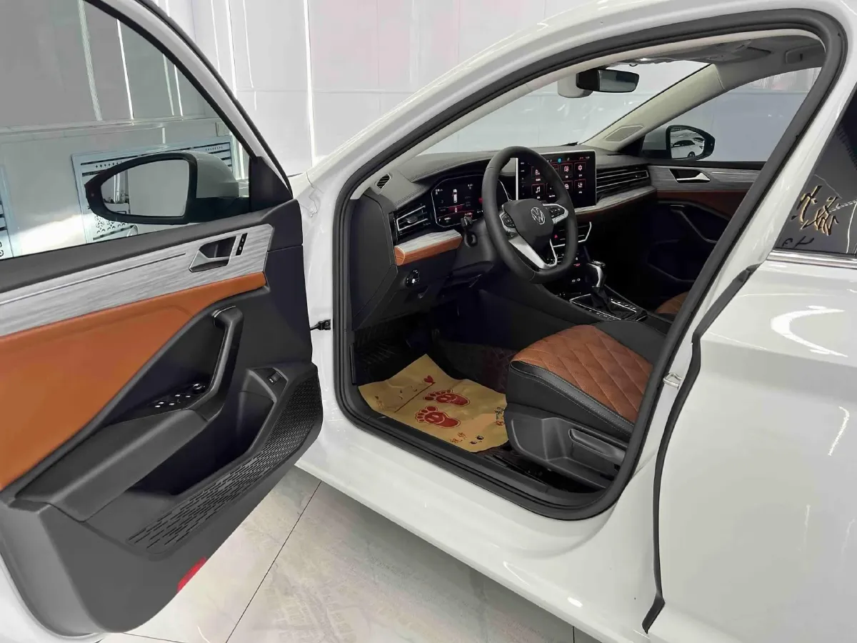 2023 Volkswagen Sagitar 1.4T 150HP L4 7DCT,autocango,china used car exporter,china ev exporter,chinese used car exporter,chinese used ev exporter