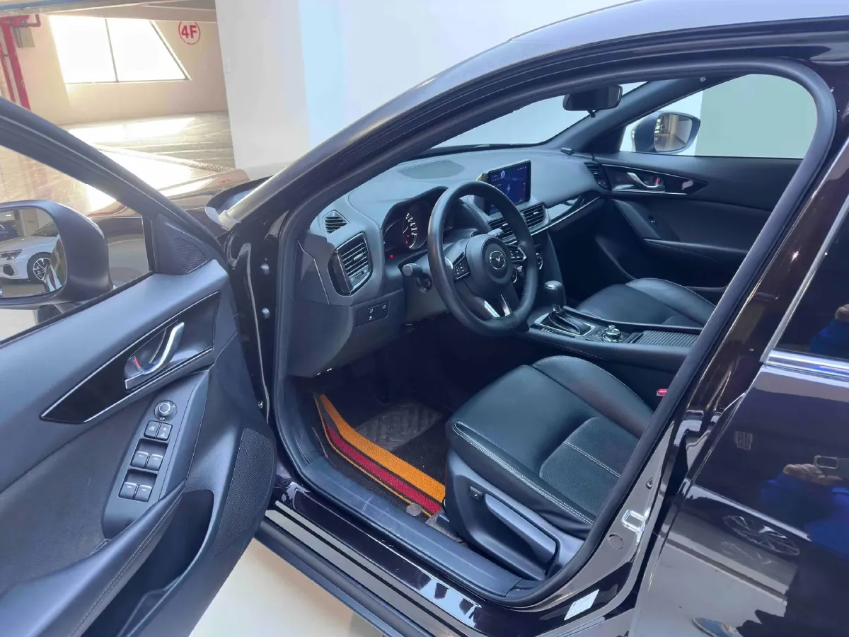 2021 Mazda CX-4 2.0L 158HP L4 6AT,autocango,china used car exporter,china ev exporter,chinese used car exporter,chinese used ev exporter