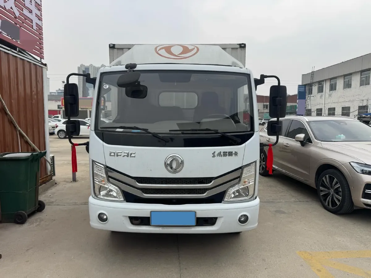 2008 Landwind X6 2.5T 143HP L4 5MT,autocango,china used car exporter,china ev exporter,chinese used car exporter,chinese used ev exporter