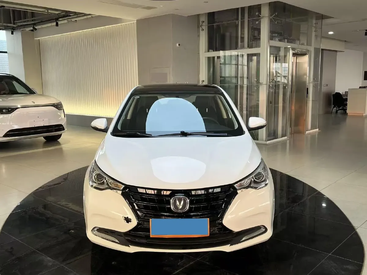 2019 ChangAn Alsvin 1.5L 107HP L4 5DCT,autocango,china used car exporter,china ev exporter,chinese used car exporter,chinese used ev exporter