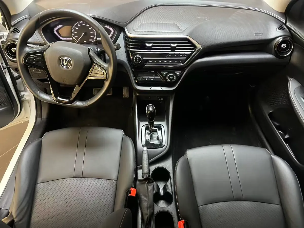 2019 ChangAn Alsvin 1.5L 107HP L4 5DCT,autocango,china used car exporter,china ev exporter,chinese used car exporter,chinese used ev exporter