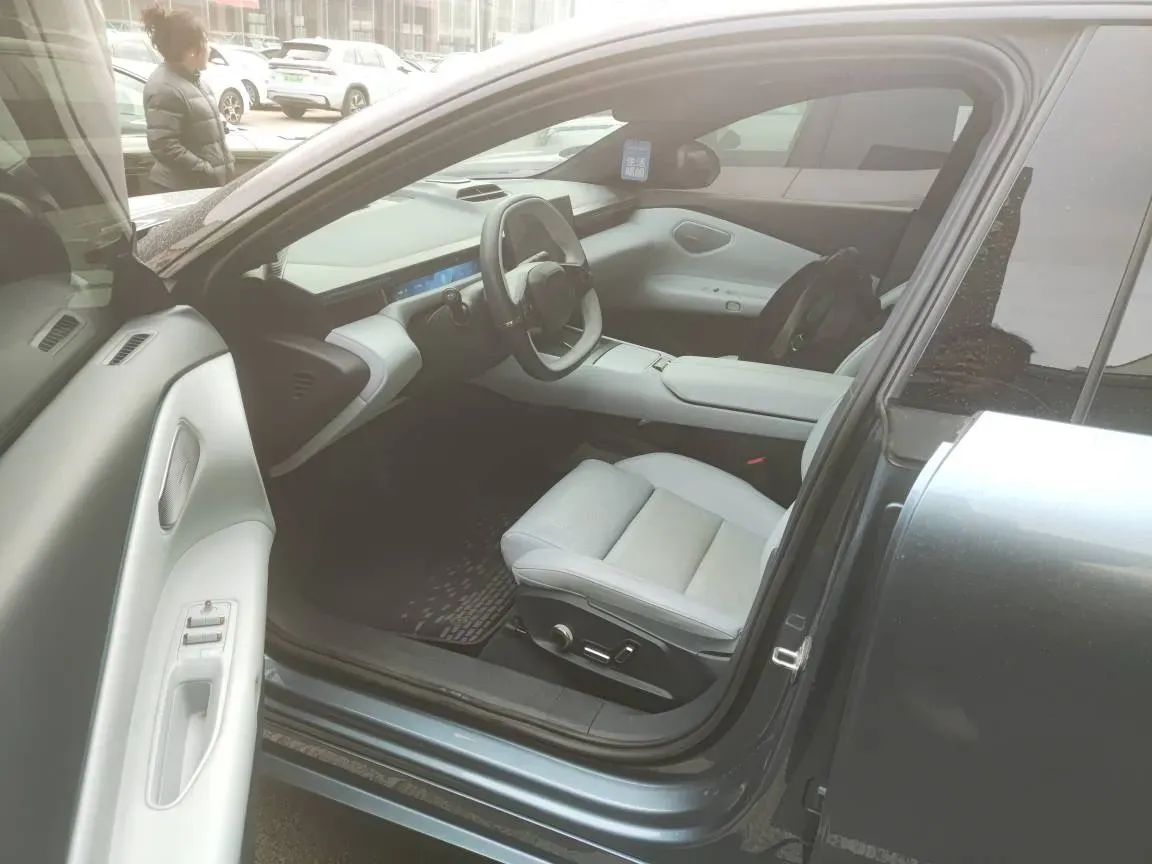 2024 Luxeed S7 BEV 100KWH,autocango,china used car exporter,china ev exporter,chinese used car exporter,chinese used ev exporter