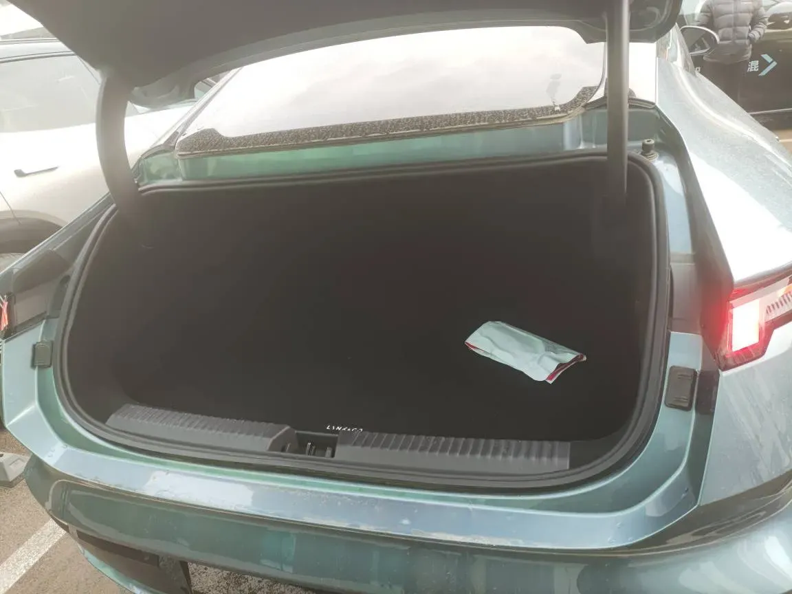 2024 Luxeed S7 BEV 100KWH,autocango,china used car exporter,china ev exporter,chinese used car exporter,chinese used ev exporter