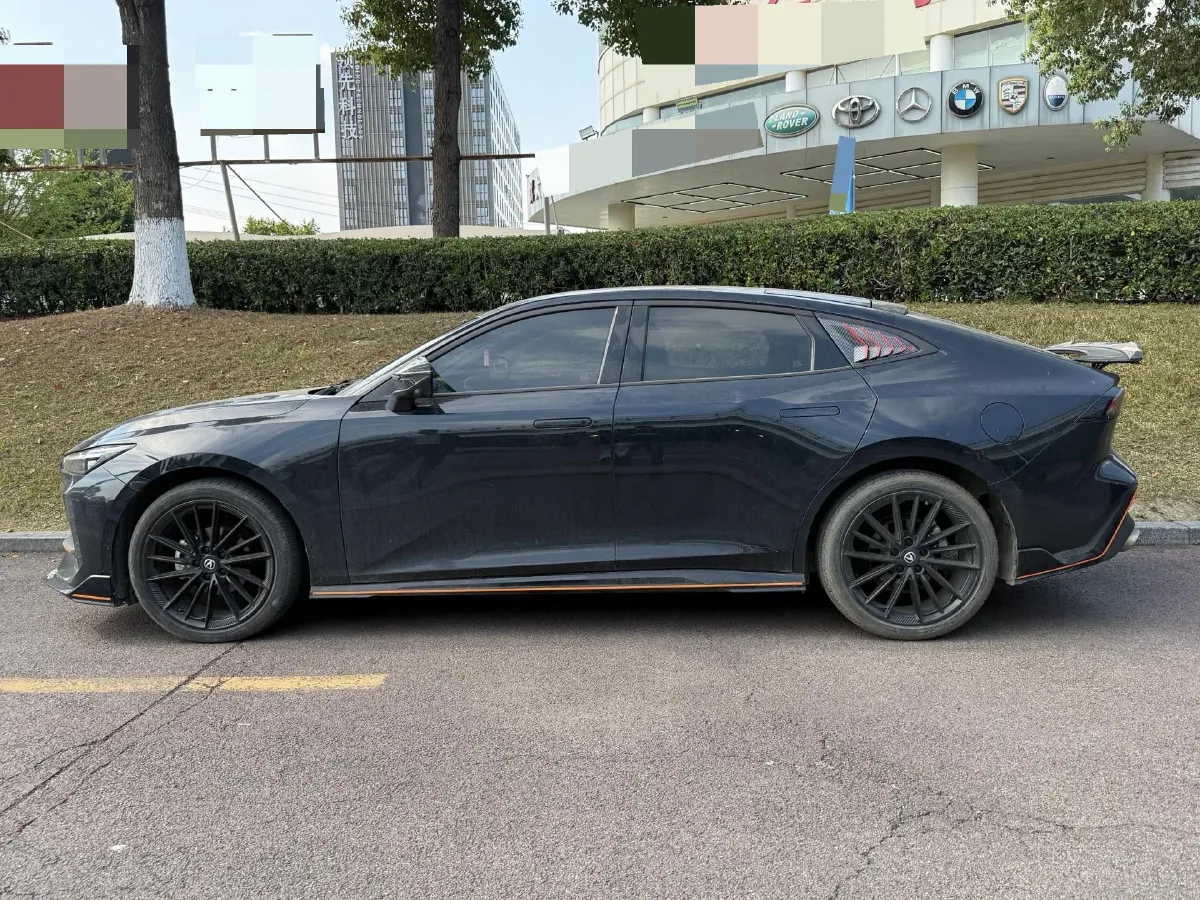 2023 ChangAn UNI-V 1.5T 188HP L4 7DCT,autocango,china used car exporter,china ev exporter,chinese used car exporter,chinese used ev exporter