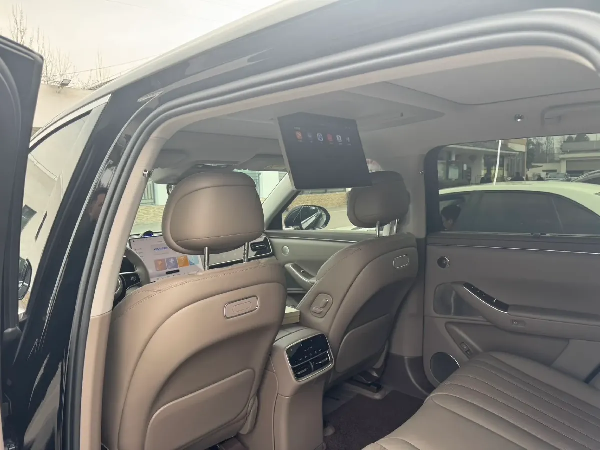 2026 AITO AITO M7 REEV 160HP REEV,autocango,china used car exporter,china ev exporter,chinese used car exporter,chinese used ev exporter