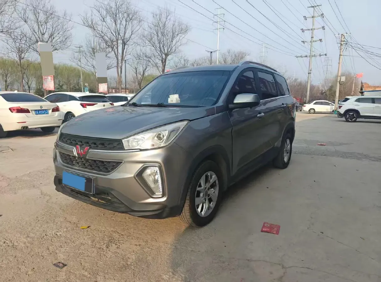 2018 WuLing HongGuang S3 1.5L 112HP L4 6MT,autocango,china used car exporter,china ev exporter,chinese used car exporter,chinese used ev exporter