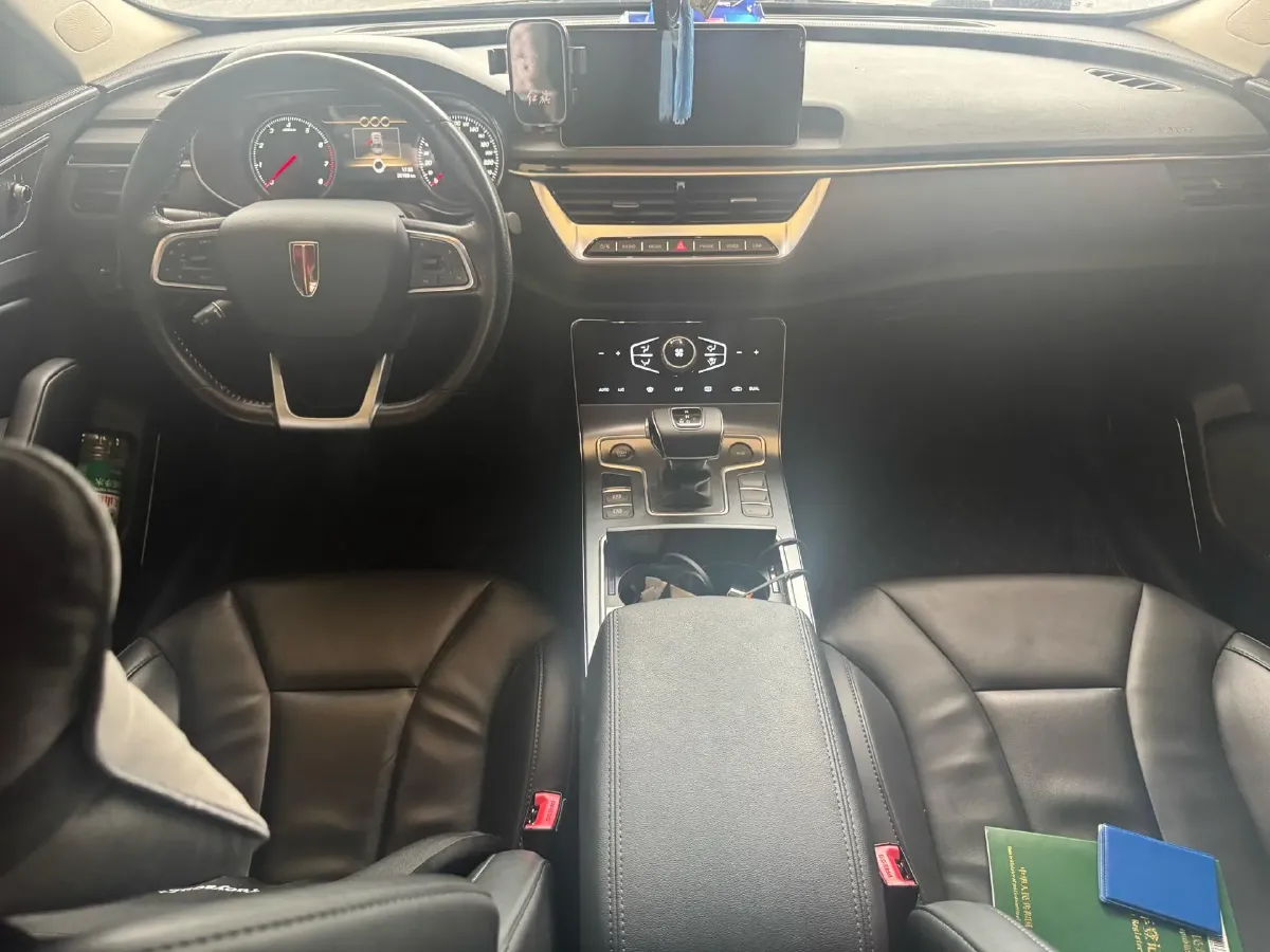 2022 HongQi H5 1.5T 169HP L4 7DCT,autocango,china used car exporter,china ev exporter,chinese used car exporter,chinese used ev exporter