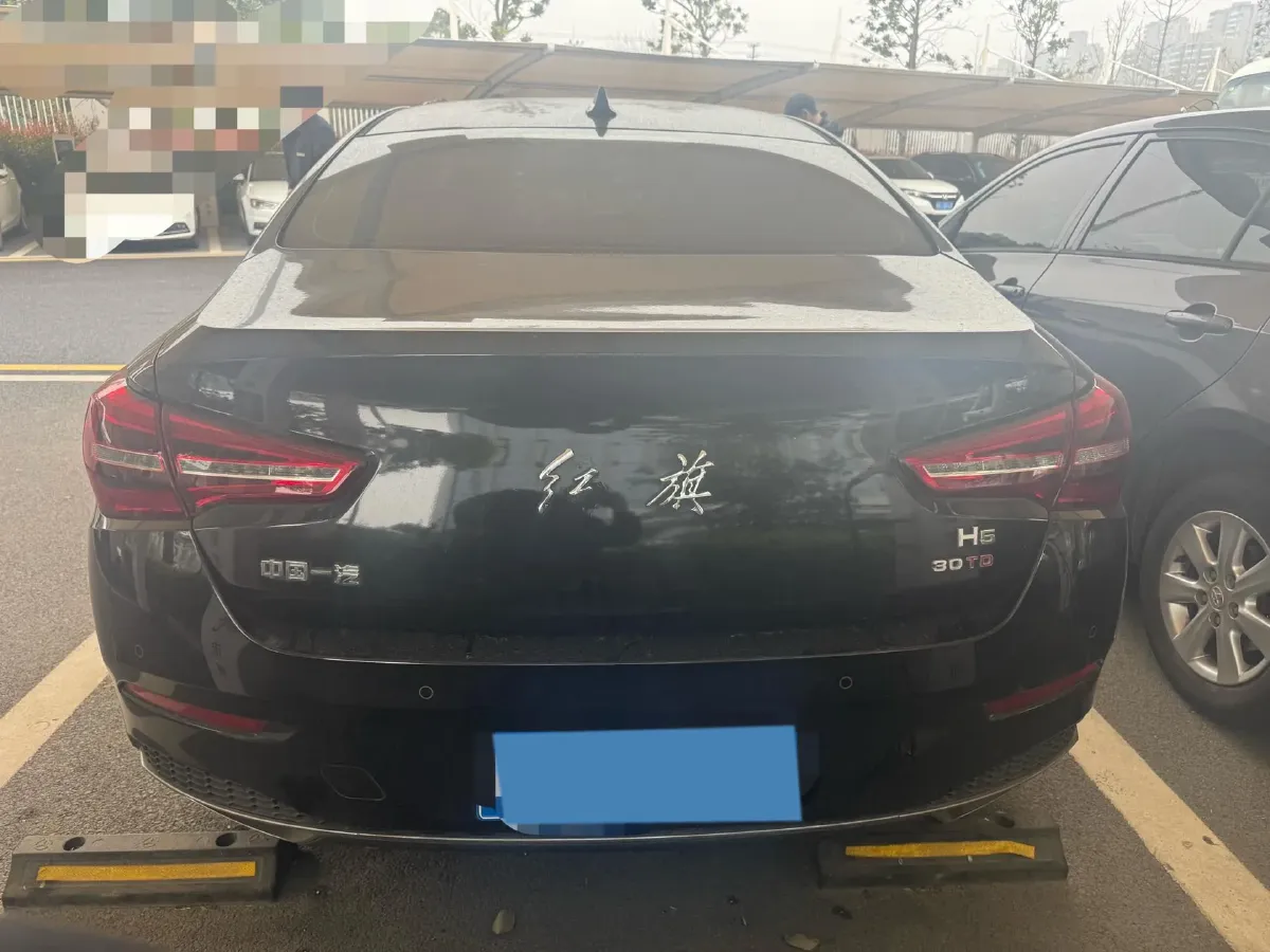 2022 HongQi H5 1.5T 169HP L4 7DCT,autocango,china used car exporter,china ev exporter,chinese used car exporter,chinese used ev exporter