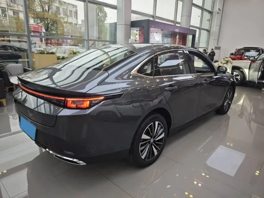2025 ChangAn EadoPHEV 1.5L 98HP L4 E-CVT PHEV,autocango,china used car exporter,china ev exporter,chinese used car exporter,chinese used ev exporter