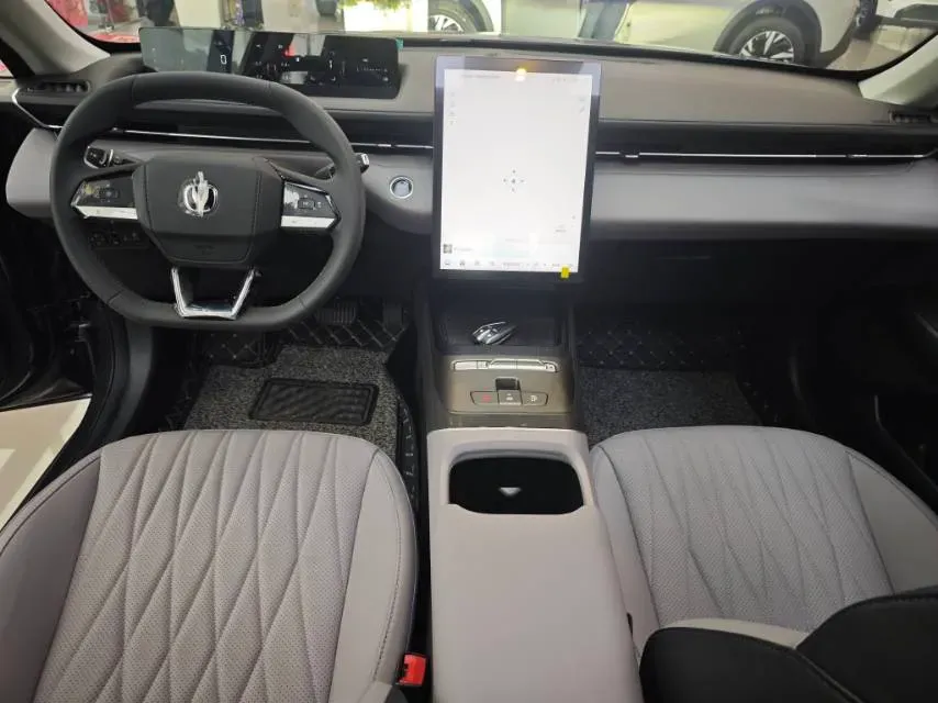 2025 ChangAn EadoPHEV 1.5L 98HP L4 E-CVT PHEV,autocango,china used car exporter,china ev exporter,chinese used car exporter,chinese used ev exporter