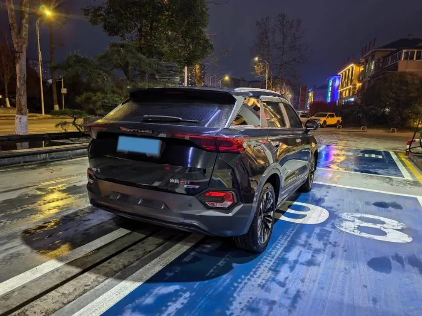 2020 Bestune T77 1.5T 169HP L4 7DCT,autocango,china used car exporter,china ev exporter,chinese used car exporter,chinese used ev exporter