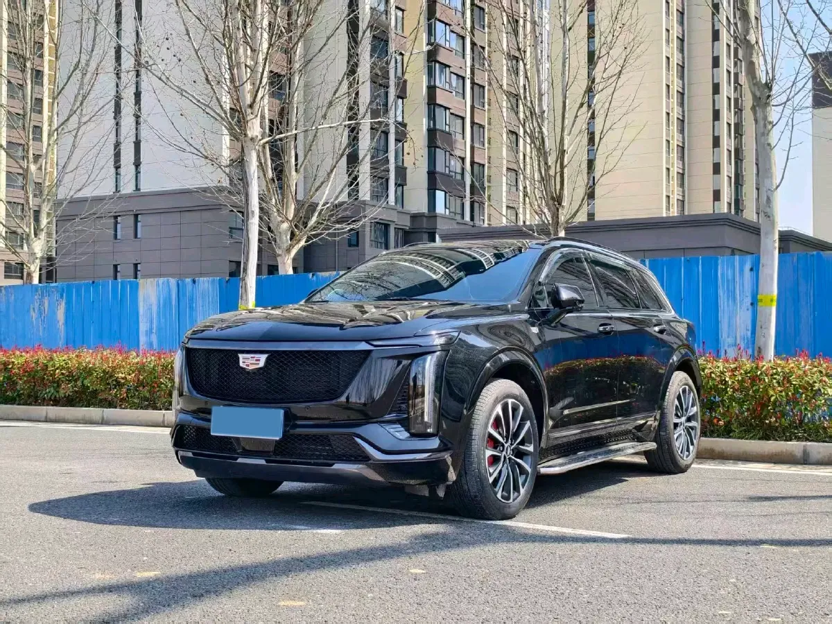 2025 Cadillac XT5 2.0T 237HP L4 9AT,autocango,china used car exporter,china ev exporter,chinese used car exporter,chinese used ev exporter