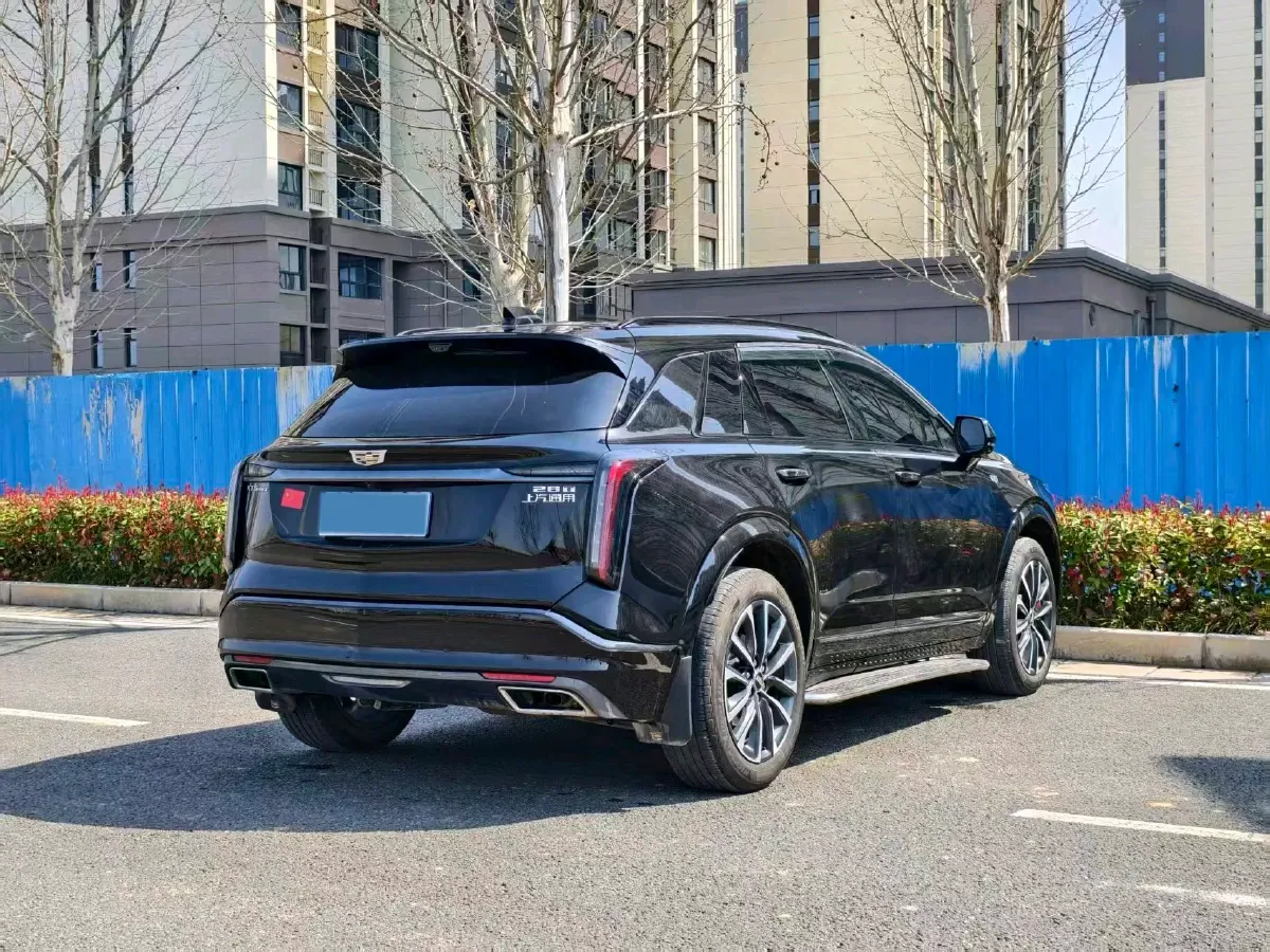 2025 Cadillac XT5 2.0T 237HP L4 9AT,autocango,china used car exporter,china ev exporter,chinese used car exporter,chinese used ev exporter