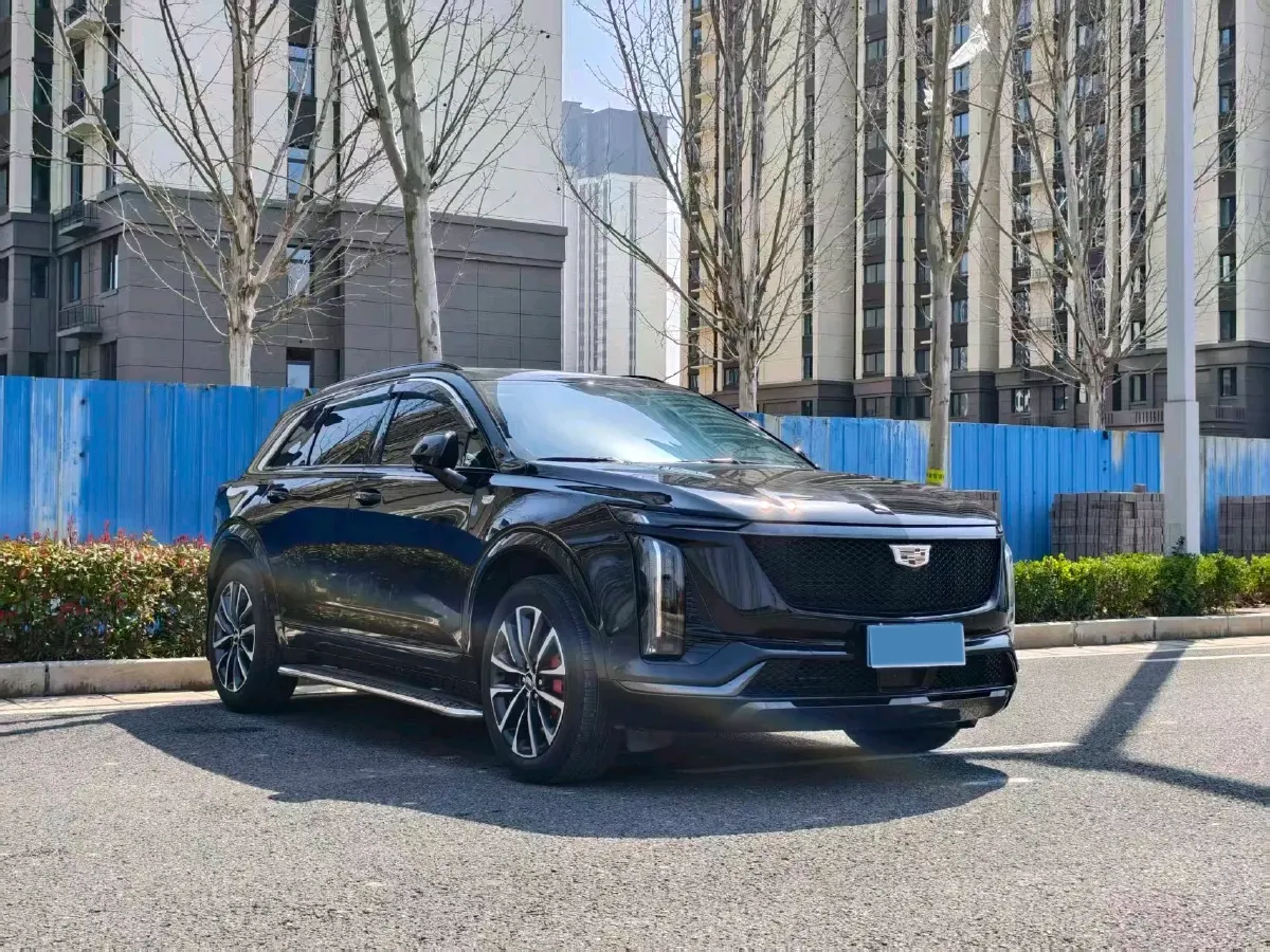 2025 Cadillac XT5 2.0T 237HP L4 9AT,autocango,china used car exporter,china ev exporter,chinese used car exporter,chinese used ev exporter