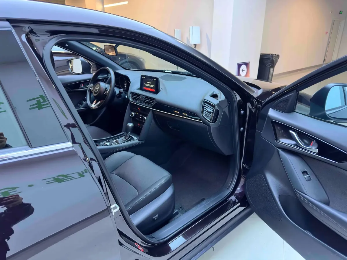 2021 Mazda CX-4 2.0L 158HP L4 6AT,autocango,china used car exporter,china ev exporter,chinese used car exporter,chinese used ev exporter