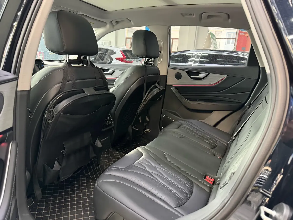 2023 HongQi HS5 2.0T 252HP L4 8AT,autocango,china used car exporter,china ev exporter,chinese used car exporter,chinese used ev exporter