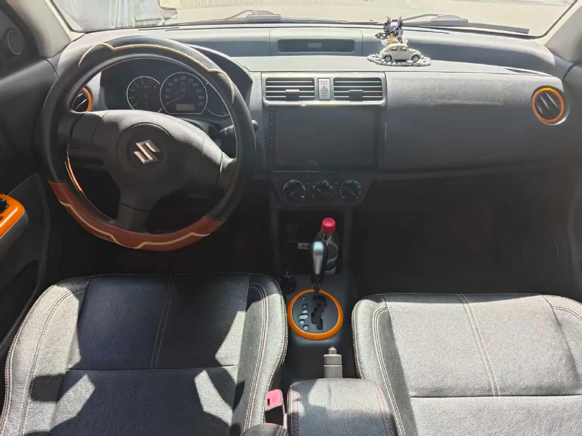 2015 Suzuki Swift 1.5L 103HP L4 4AT,autocango,china used car exporter,china ev exporter,chinese used car exporter,chinese used ev exporter