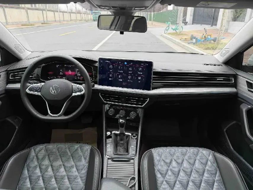 2023 Volkswagen Sagitar 1.5T 160HP L4 7DCT,autocango,china used car exporter,china ev exporter,chinese used car exporter,chinese used ev exporter