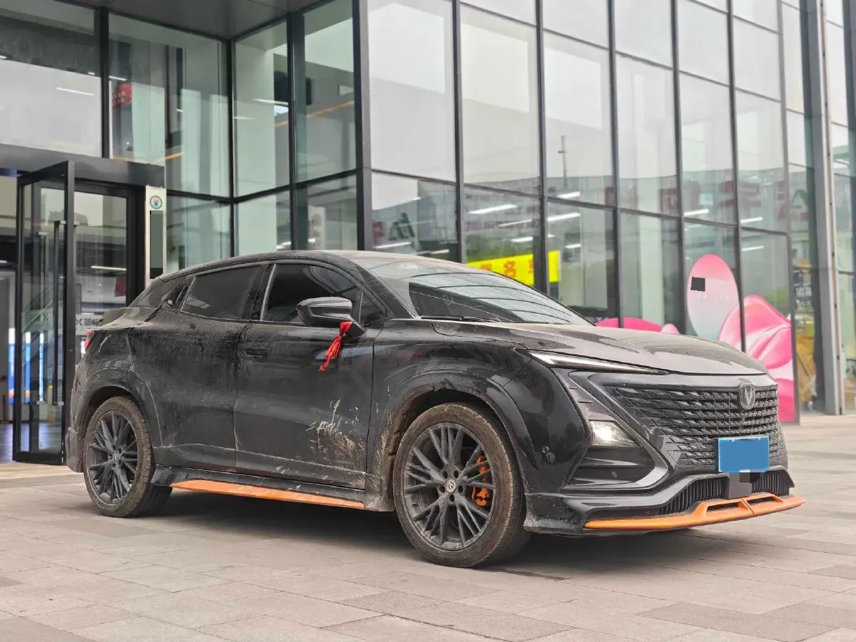 2022 ChangAn UNI-T 1.5T 188HP L4 7DCT,autocango,china used car exporter,china ev exporter,chinese used car exporter,chinese used ev exporter