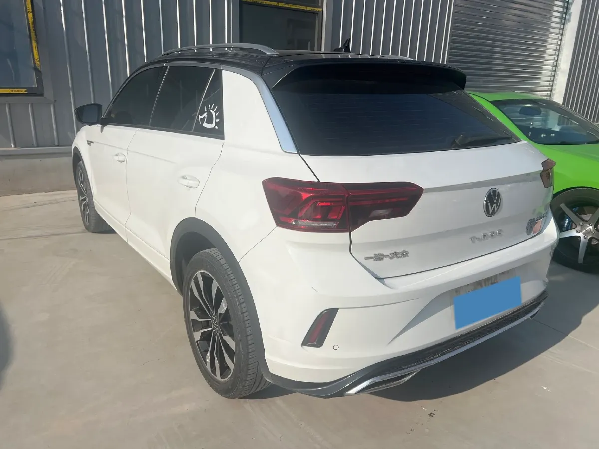 2021 Volkswagen T-Roc 1.4T 150HP L4 7DCT,autocango,china used car exporter,china ev exporter,chinese used car exporter,chinese used ev exporter