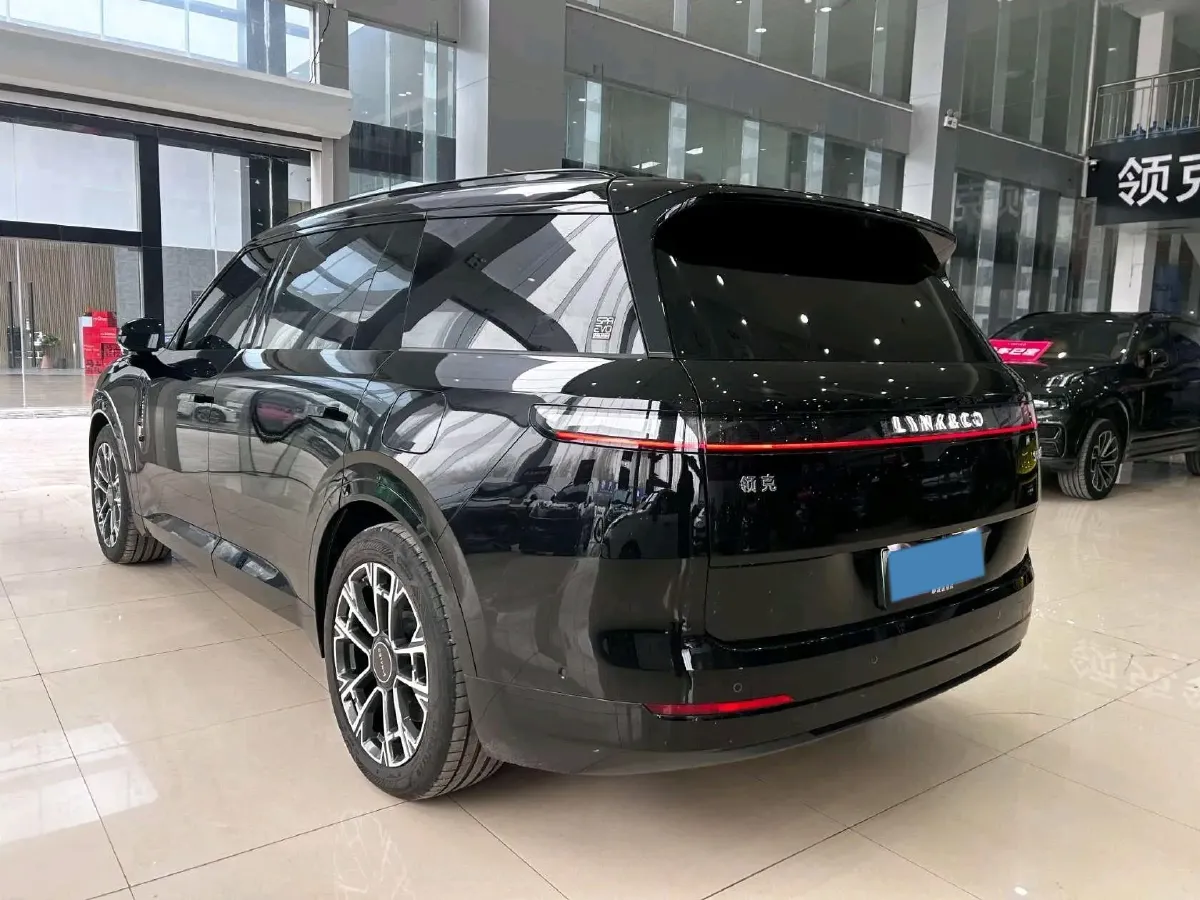 2025 LYNK&CO 900 2.0T 254HP L4 3DHT PHEV,autocango,china used car exporter,china ev exporter,chinese used car exporter,chinese used ev exporter