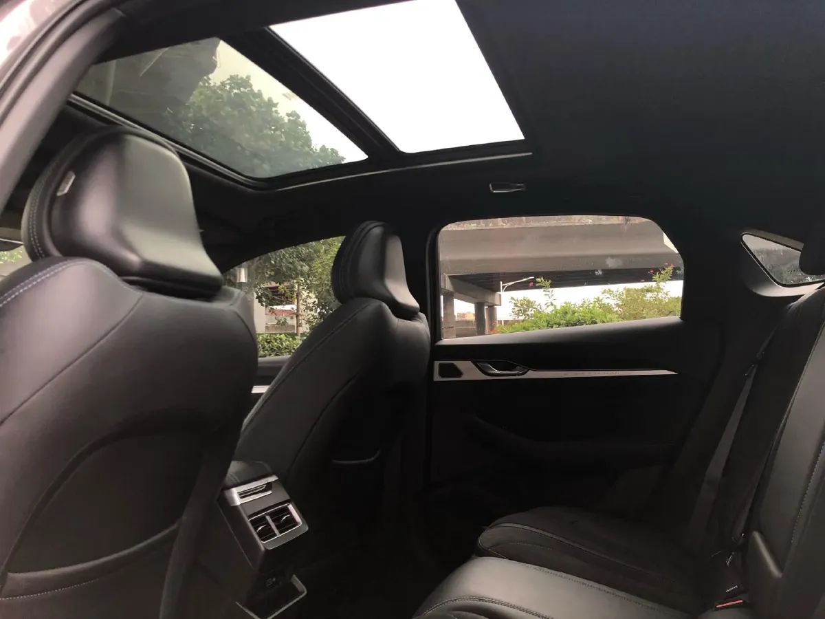 2025 Geely Preface 2.0T 238HP L4 8AT,autocango,china used car exporter,china ev exporter,chinese used car exporter,chinese used ev exporter