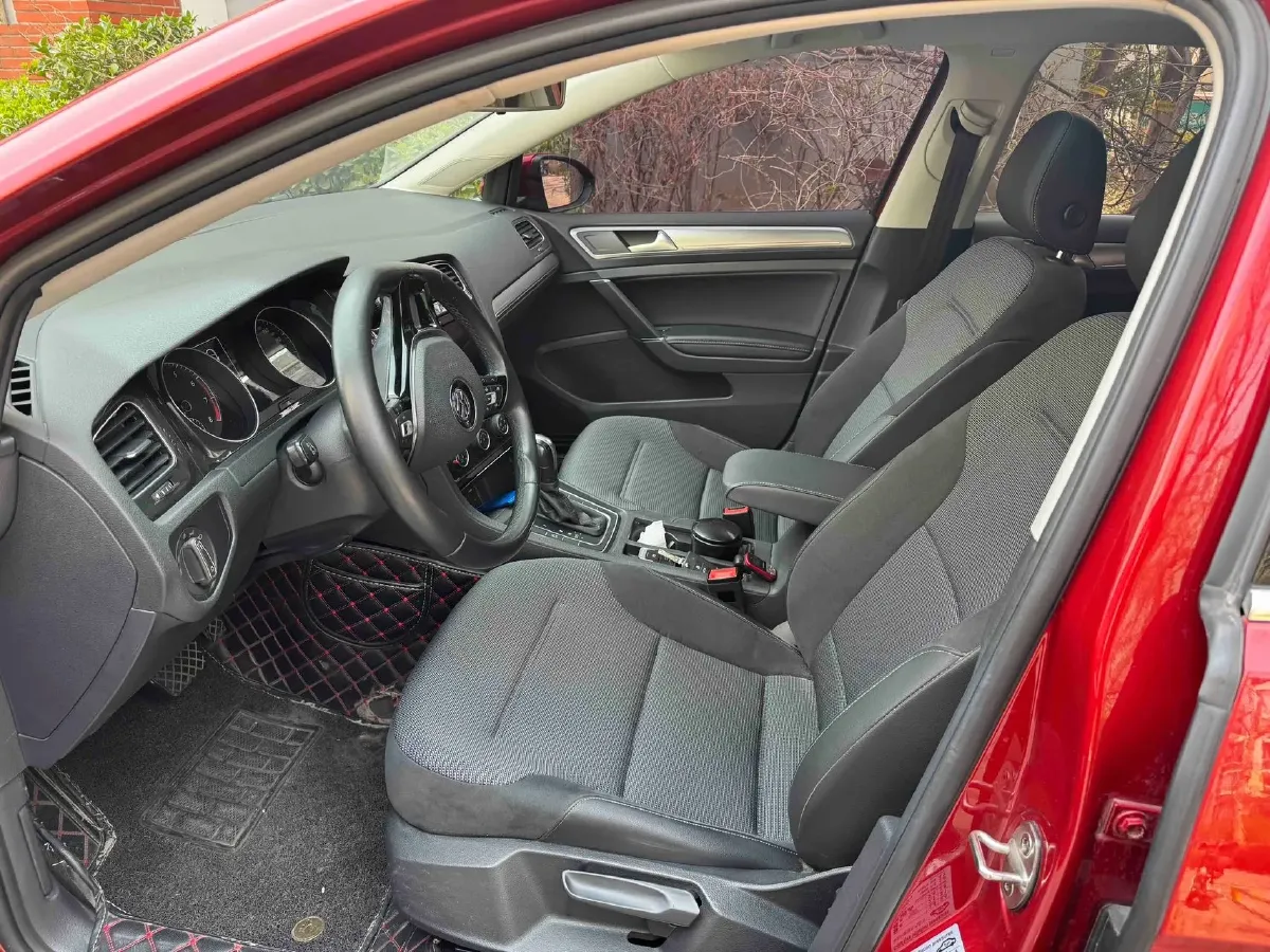 2019 Brilliance Auto V7 1.8T 231HP L4 7DCT,autocango,china used car exporter,china ev exporter,chinese used car exporter,chinese used ev exporter