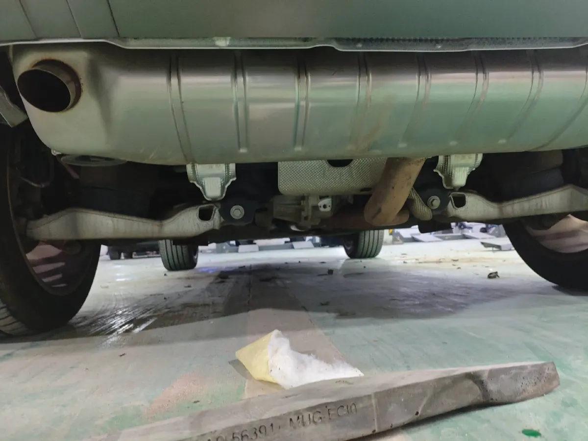 2022 Land Rover Defender 3.0T 400HP L6 8AT,autocango,china used car exporter,china ev exporter,chinese used car exporter,chinese used ev exporter