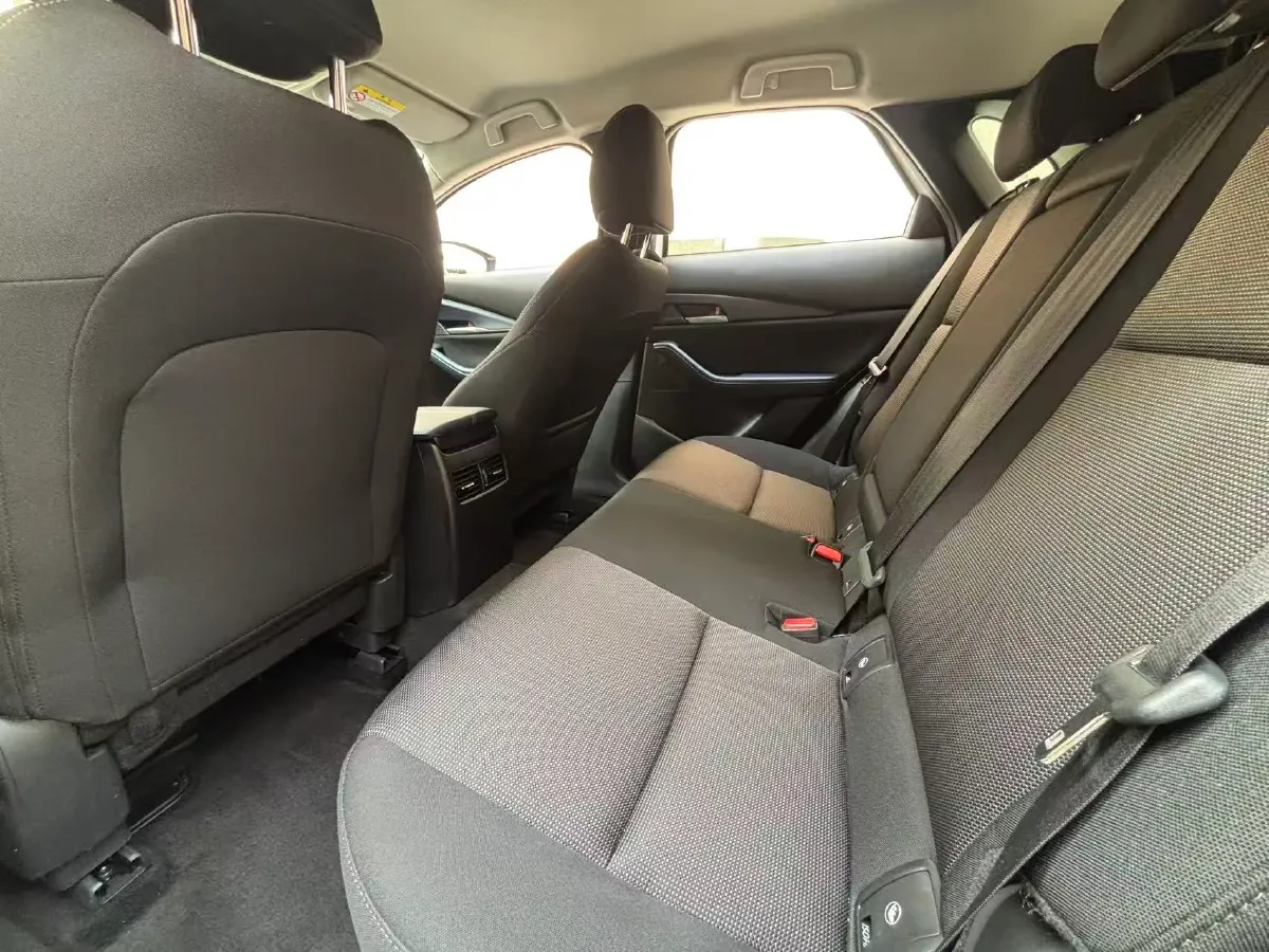 2021 Mazda CX-30 2.0L 158HP L4 6AT,autocango,china used car exporter,china ev exporter,chinese used car exporter,chinese used ev exporter