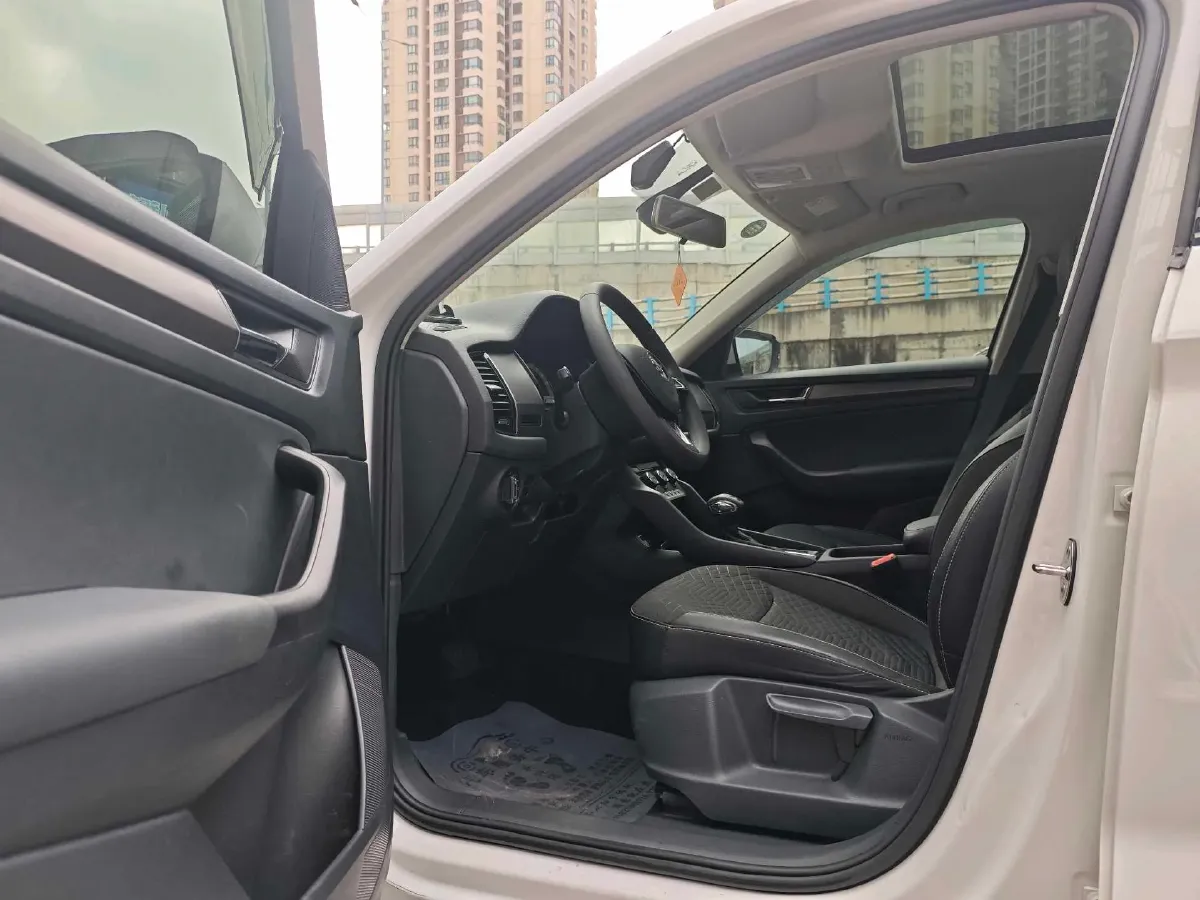 2018 Skoda Kodiak 2.0T 186HP L4 7DCT,autocango,china used car exporter,china ev exporter,chinese used car exporter,chinese used ev exporter